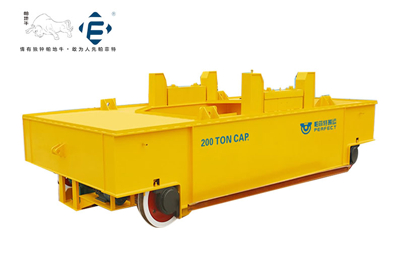 青島鑫強(qiáng)BXC蓄電池?zé)o軌搬運(yùn)車交付成功